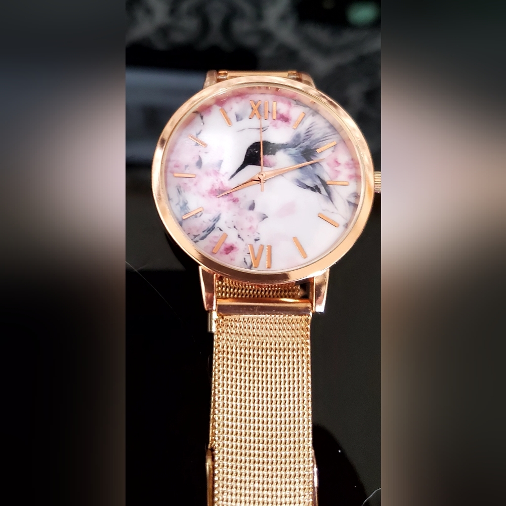 Hummingbird Rose Tone Mesh Strap Watch